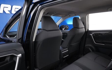 Toyota RAV4, 2021 год, 2 499 046 рублей, 15 фотография