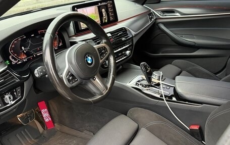 BMW 5 серия, 2021 год, 5 800 000 рублей, 1 фотография