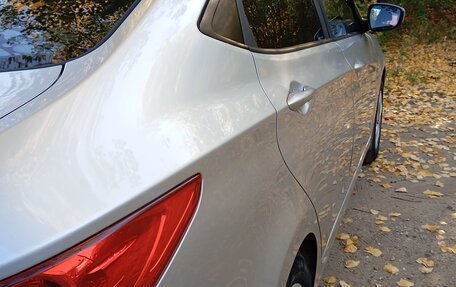 Hyundai Solaris II рестайлинг, 2011 год, 725 000 рублей, 9 фотография
