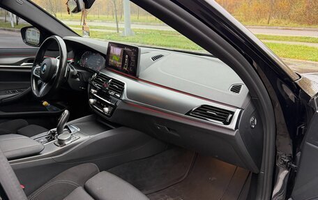 BMW 5 серия, 2021 год, 5 800 000 рублей, 8 фотография