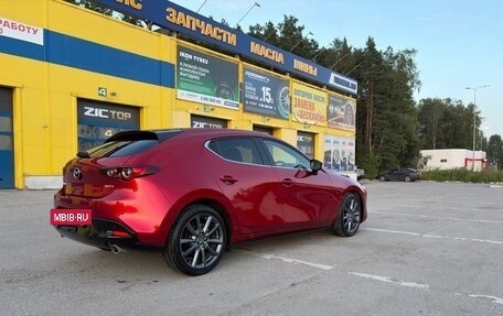 Mazda 3, 2022 год, 1 950 000 рублей, 4 фотография