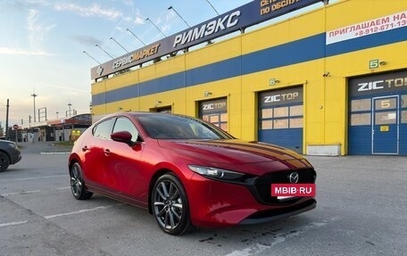Mazda 3, 2022 год, 1 950 000 рублей, 8 фотография