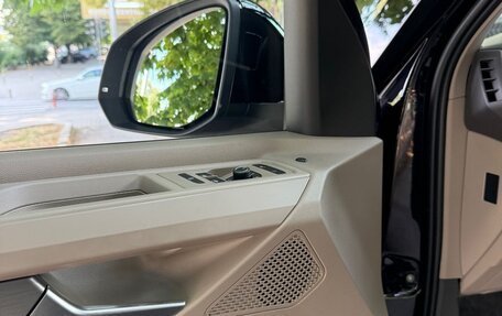 Volkswagen Multivan, 2023 год, 6 100 000 рублей, 13 фотография
