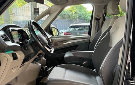 Volkswagen Multivan, 2023 год, 6 100 000 рублей, 19 фотография