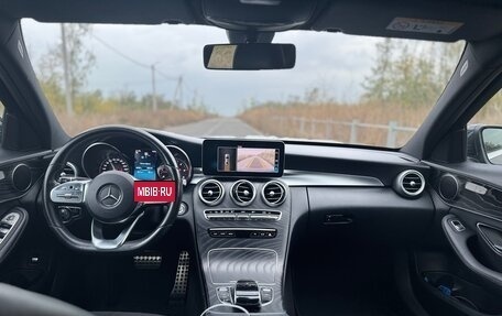 Mercedes-Benz C-Класс, 2019 год, 2 590 000 рублей, 4 фотография