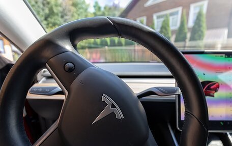 Tesla Model 3 I, 2019 год, 2 800 000 рублей, 24 фотография