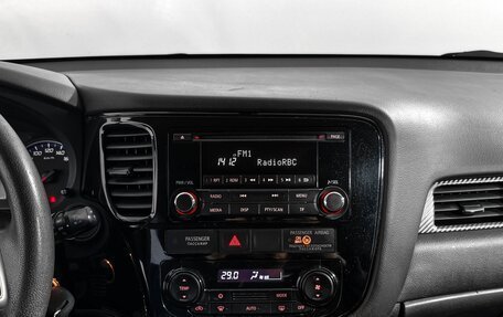 Mitsubishi Outlander III рестайлинг 3, 2013 год, 1 090 000 рублей, 18 фотография
