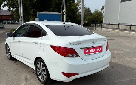 Hyundai Solaris II рестайлинг, 2015 год, 1 129 000 рублей, 8 фотография