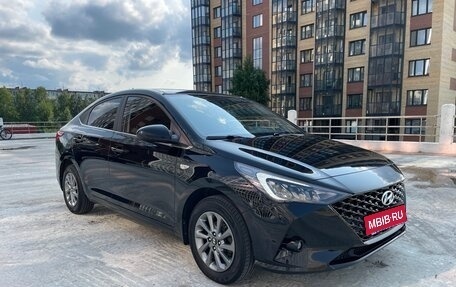 Hyundai Solaris II рестайлинг, 2021 год, 1 799 000 рублей, 7 фотография