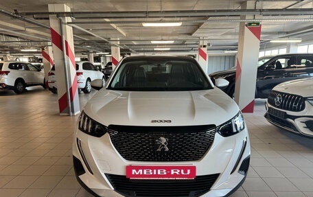Peugeot 2008 II, 2021 год, 1 999 000 рублей, 14 фотография