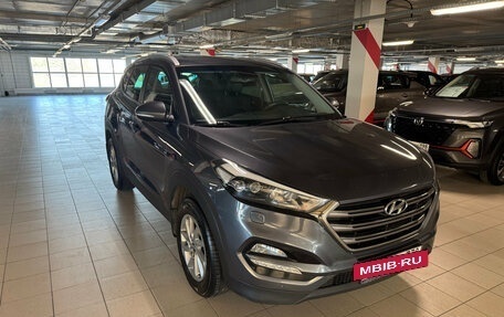 Hyundai Tucson III, 2018 год, 1 999 000 рублей, 3 фотография