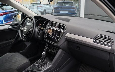 Volkswagen Tiguan II, 2020 год, 2 900 000 рублей, 7 фотография
