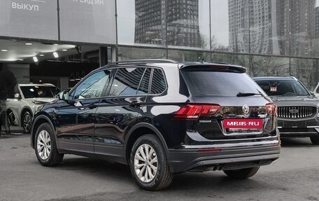 Volkswagen Tiguan II, 2020 год, 2 900 000 рублей, 6 фотография
