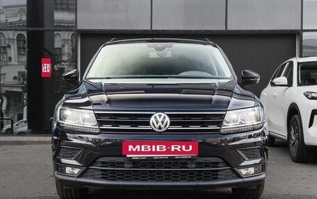 Volkswagen Tiguan II, 2020 год, 2 900 000 рублей, 2 фотография