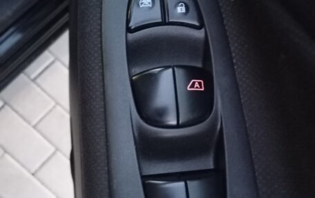Nissan Serena IV, 2012 год, 1 600 000 рублей, 15 фотография