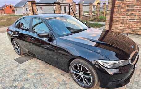 BMW 3 серия, 2020 год, 3 300 000 рублей, 2 фотография