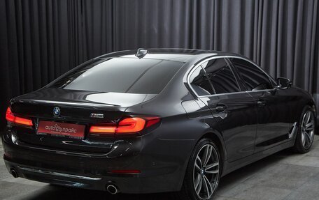 BMW 5 серия, 2019 год, 3 950 000 рублей, 6 фотография