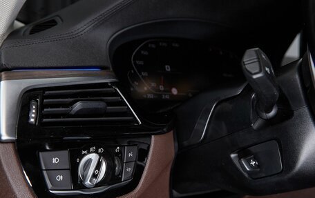 BMW 5 серия, 2019 год, 3 950 000 рублей, 10 фотография