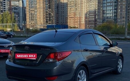 Hyundai Solaris II рестайлинг, 2011 год, 890 000 рублей, 5 фотография