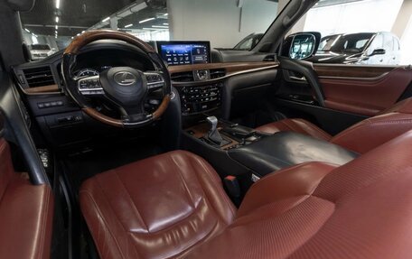 Lexus LX III, 2016 год, 5 800 000 рублей, 6 фотография