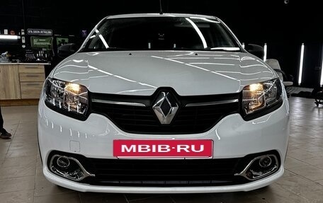 Renault Logan II, 2017 год, 660 000 рублей, 2 фотография