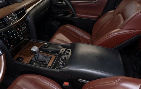 Lexus LX III, 2016 год, 5 800 000 рублей, 18 фотография