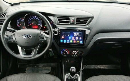 KIA Rio III рестайлинг, 2015 год, 845 000 рублей, 14 фотография