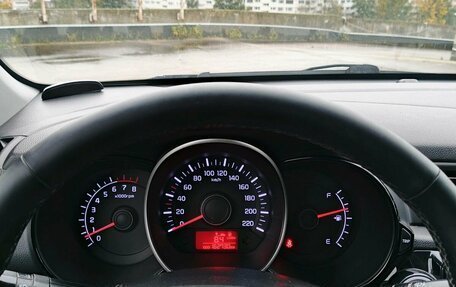 KIA Rio III рестайлинг, 2015 год, 845 000 рублей, 16 фотография