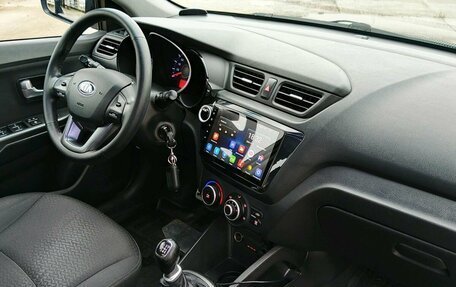 KIA Rio III рестайлинг, 2015 год, 845 000 рублей, 19 фотография