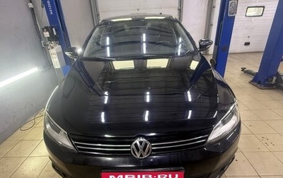 Volkswagen Jetta VI, 2013 год, 850 000 рублей, 1 фотография