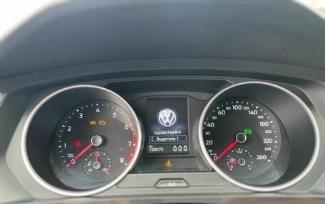 Volkswagen Tiguan II, 2017 год, 2 118 000 рублей, 10 фотография