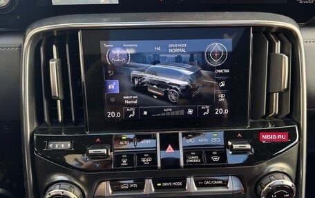Lexus LX, 2022 год, 12 199 000 рублей, 17 фотография