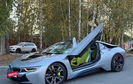 BMW i8 I рестайлинг, 2015 год, 5 990 000 рублей, 20 фотография