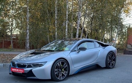 BMW i8 I рестайлинг, 2015 год, 5 990 000 рублей, 18 фотография