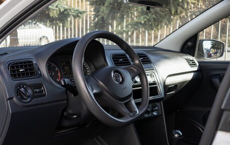 Volkswagen Polo VI (EU Market), 2018 год, 1 005 000 рублей, 19 фотография