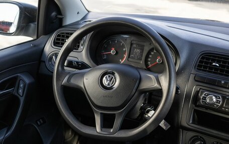 Volkswagen Polo VI (EU Market), 2018 год, 1 005 000 рублей, 24 фотография