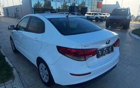 KIA Rio III рестайлинг, 2015 год, 949 900 рублей, 3 фотография