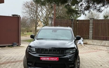 Jeep Grand Cherokee, 2018 год, 5 800 000 рублей, 4 фотография