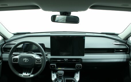Toyota RAV4, 2025 год, 4 295 000 рублей, 17 фотография