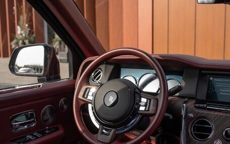 Rolls-Royce Cullinan, 2021 год, 38 500 000 рублей, 10 фотография