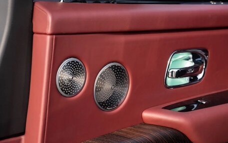 Rolls-Royce Cullinan, 2021 год, 38 500 000 рублей, 20 фотография
