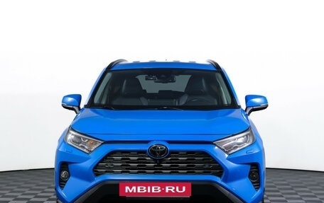 Toyota RAV4, 2020 год, 2 990 000 рублей, 2 фотография