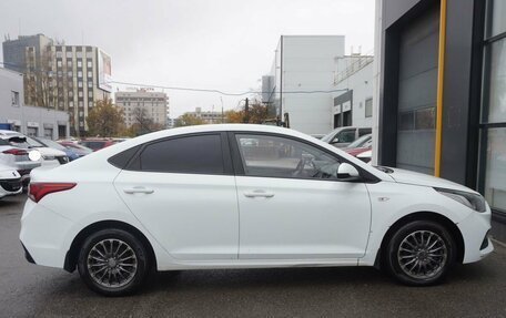 Hyundai Solaris II рестайлинг, 2017 год, 1 031 000 рублей, 4 фотография