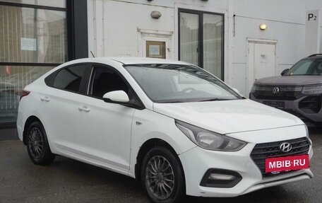 Hyundai Solaris II рестайлинг, 2017 год, 1 031 000 рублей, 3 фотография