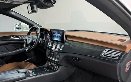 Mercedes-Benz CLS, 2015 год, 3 500 000 рублей, 18 фотография