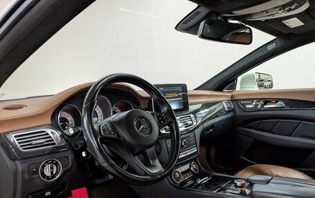 Mercedes-Benz CLS, 2015 год, 3 500 000 рублей, 2 фотография