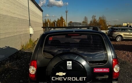 Chevrolet Niva I рестайлинг, 2010 год, 330 000 рублей, 3 фотография