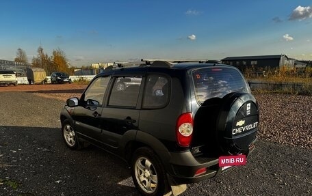 Chevrolet Niva I рестайлинг, 2010 год, 330 000 рублей, 4 фотография