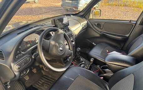 Chevrolet Niva I рестайлинг, 2010 год, 330 000 рублей, 13 фотография