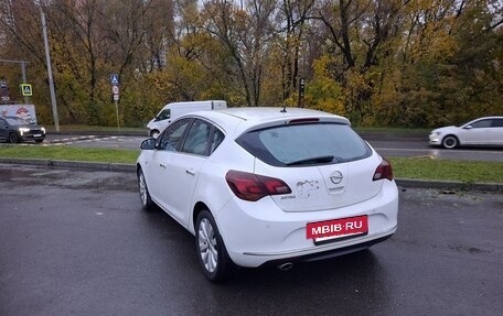 Opel Astra J, 2013 год, 1 000 000 рублей, 4 фотография